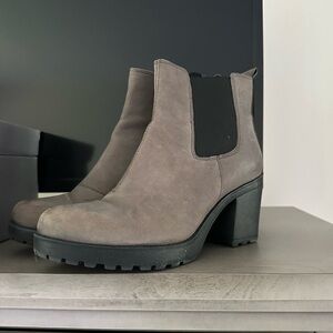 Vagabond Boots